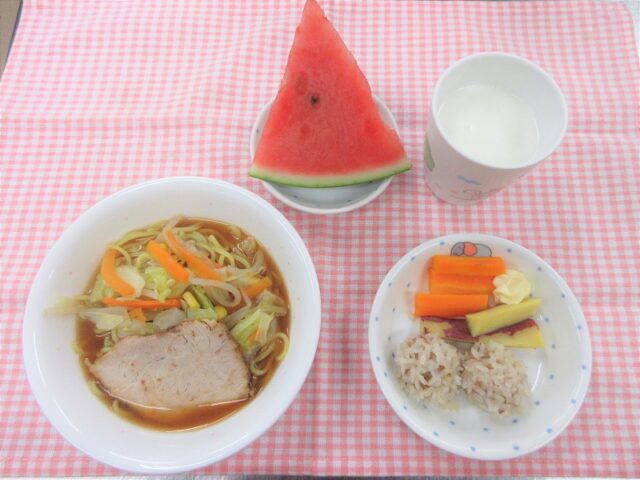 わくどき給食