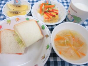 わくどき給食