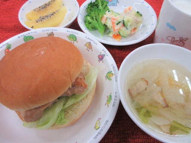 わくどき給食