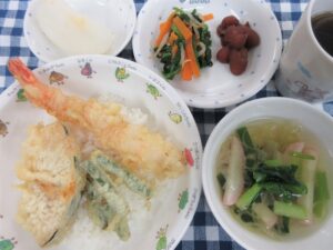 わくどき給食