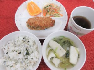 わくどき給食