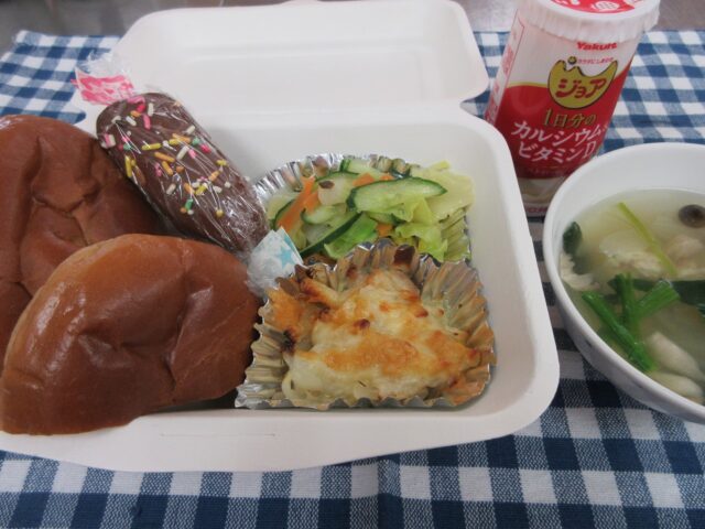 わくどき給食