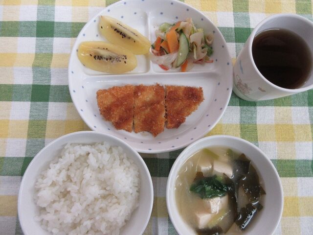 わくどき給食