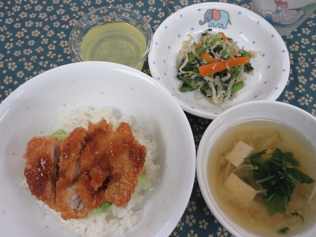 わくどき給食
