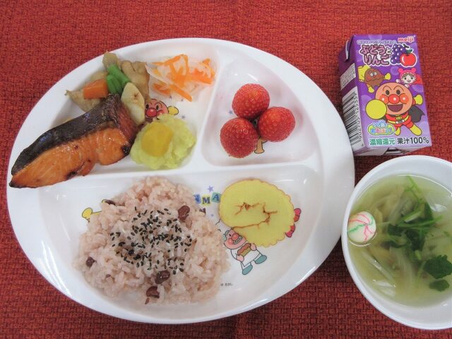 わくどき給食