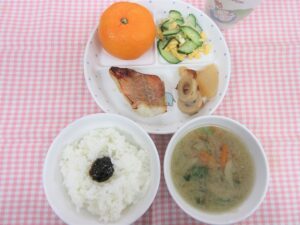わくどき給食