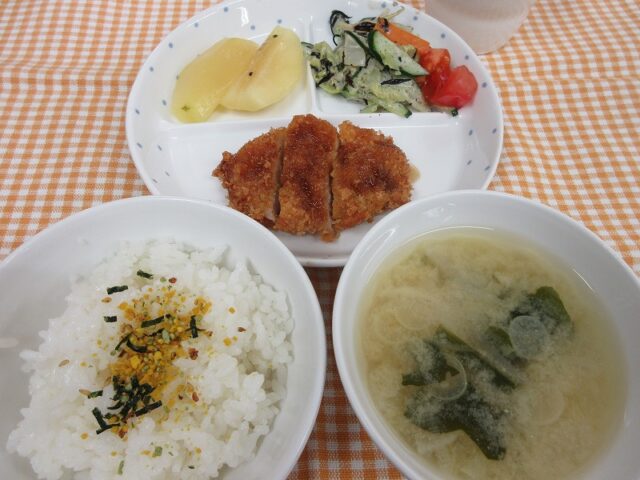 わくどき給食