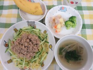 わくどき給食