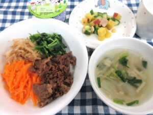わくどき給食
