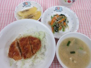 わくどき給食