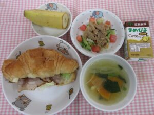 わくどき給食