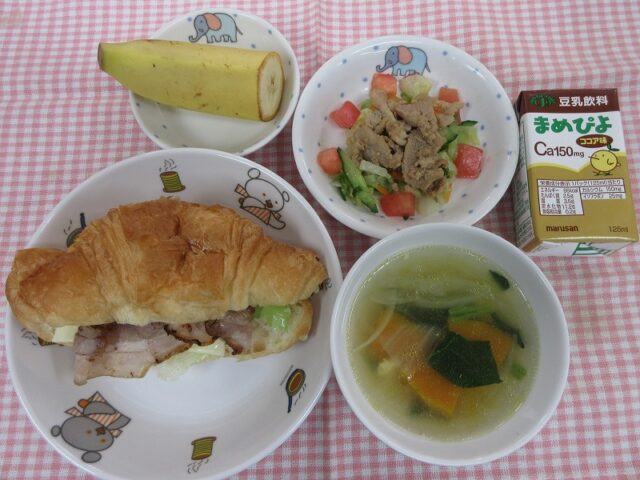 わくどき給食