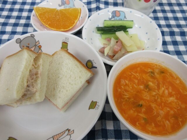 わくどき給食