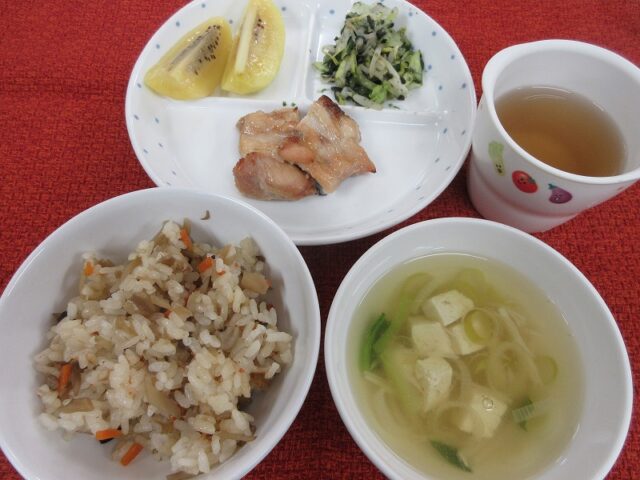 わくどき給食