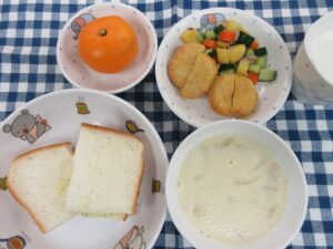わくどき給食
