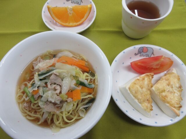 わくどき給食