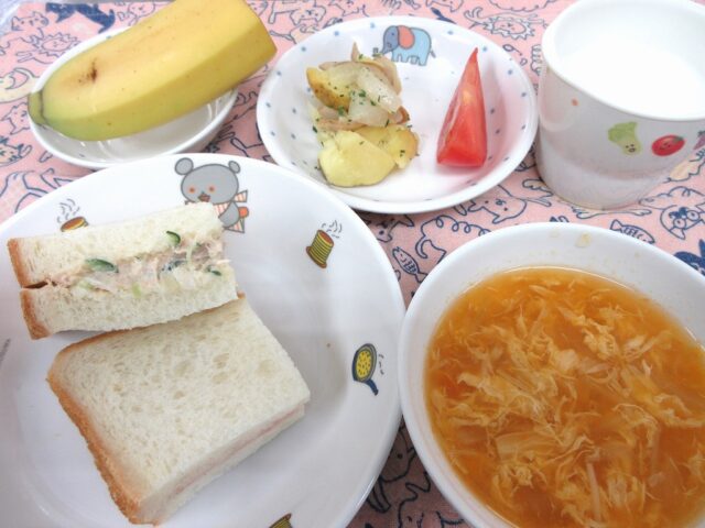 わくどき給食