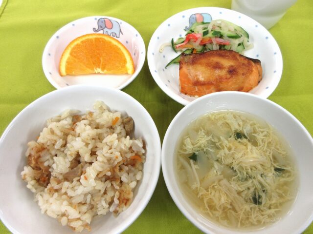 わくどき給食