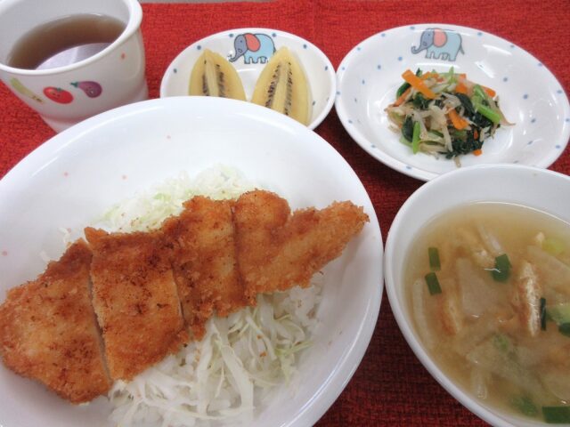 わくどき給食