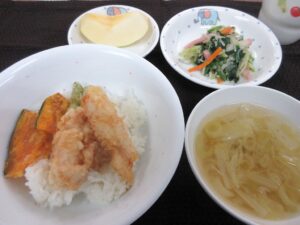 わくどき給食