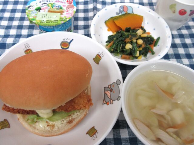 わくどき給食