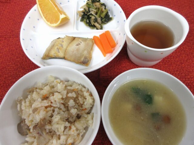 わくどき給食