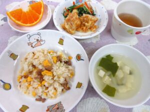 わくどき給食