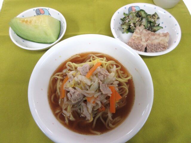 わくどき給食
