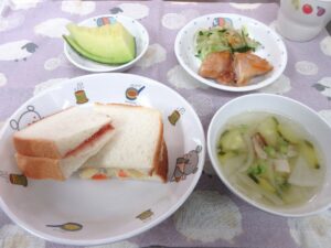 わくどき給食