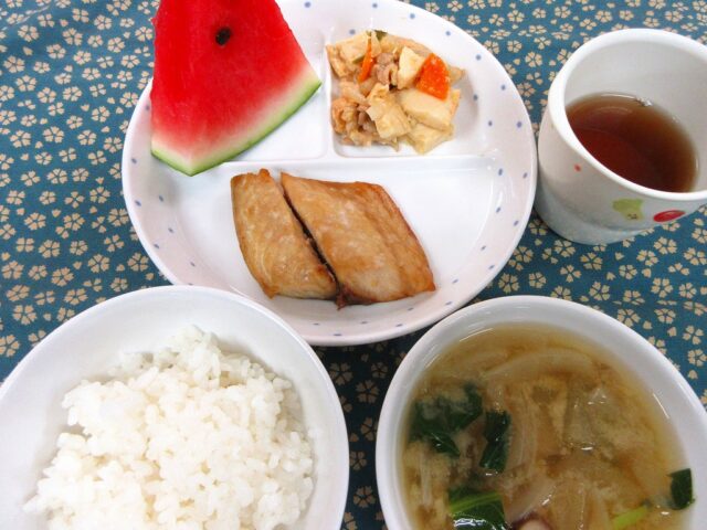 わくどき給食