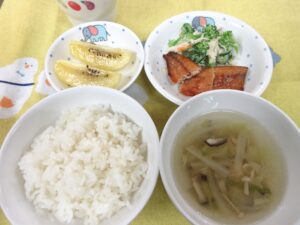 わくどき給食