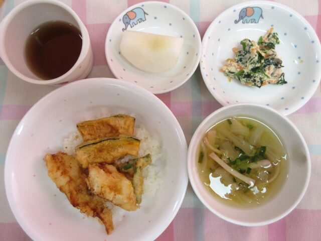 わくどき給食